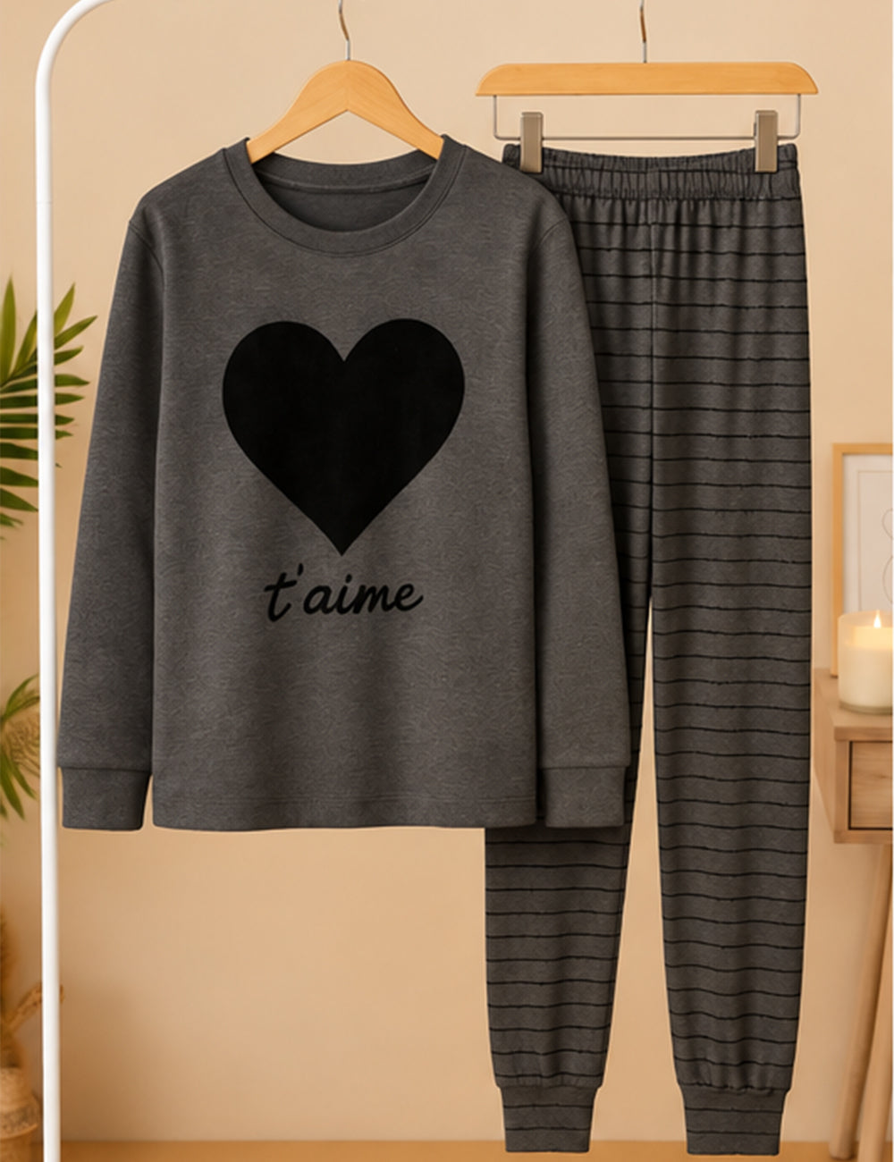 BLACK GRAY HEART
